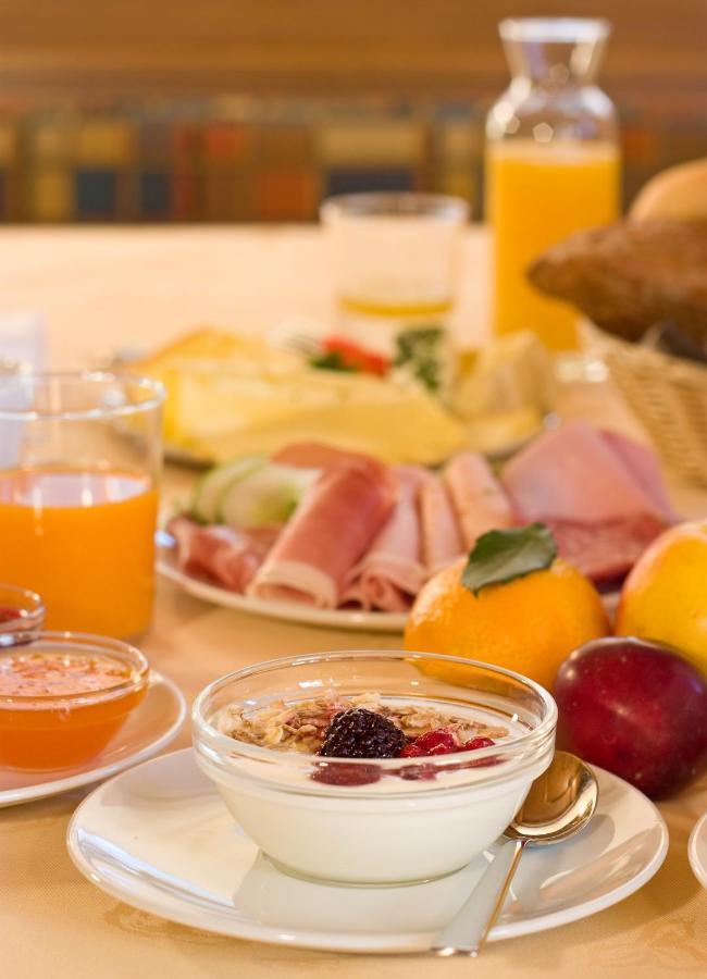 Haus Elisabeth Bed & Breakfast นอยชติฟ อิม ชตูไปทัล ห้อง รูปภาพ
